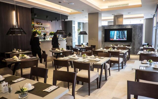 Vincci Mercat Hotel