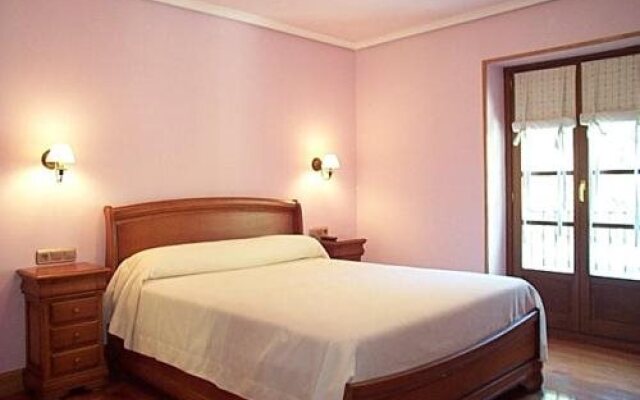 Hostal Rural Onbordi