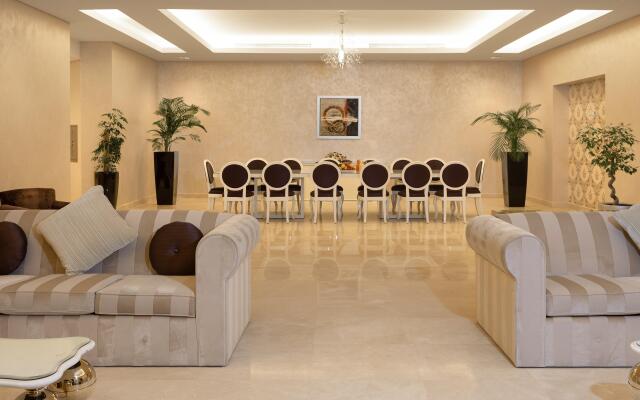 Crowne Plaza Riyadh RDC Hotel & Convention, an IHG Hotel