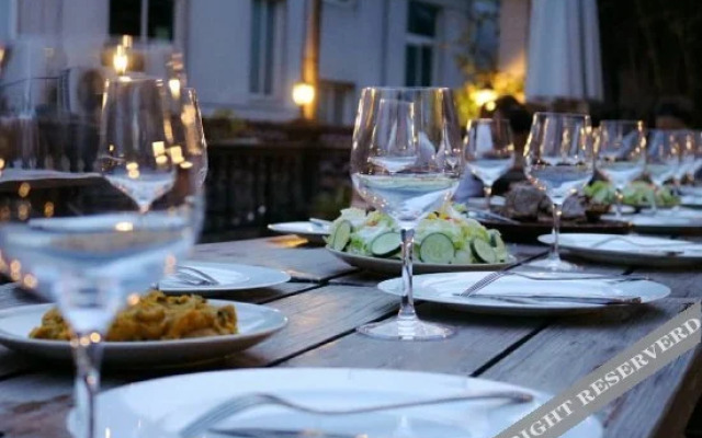 No. 73, Xiwuli · Moganshan French Light Luxury Courtyard Family-friendly Boutique Accommodation