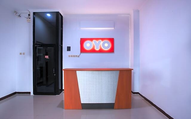OYO 176 Near Cideng Virgo Residence
