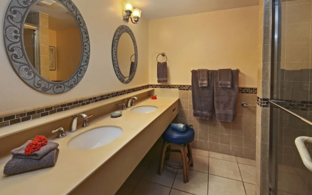 Sapphire Beach Resort