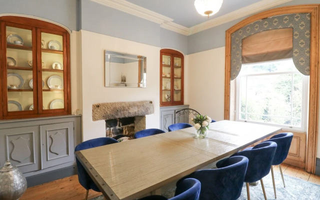 Deeley House