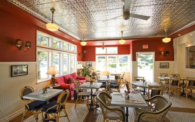 Cannon Beach Hotel Collection