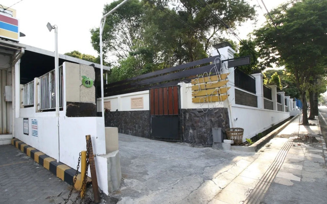 Airy Eco Wr Supratman 61 Batu