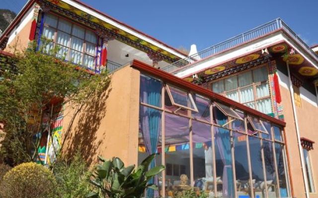 YouthTour KaManwu Star Garden Homestay – Exterior – Danba
