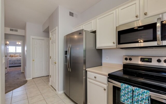 Pleasant #2092 - 2 Br Condo