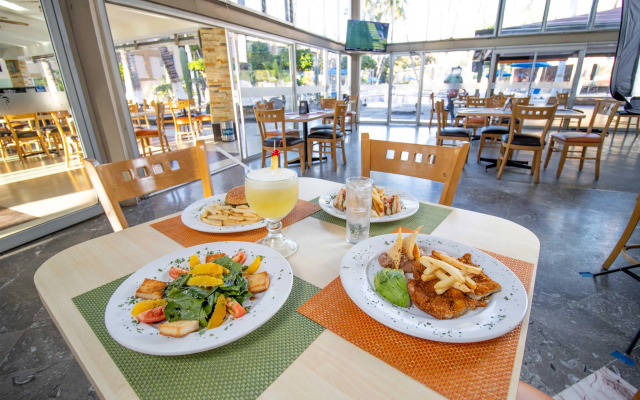 Araiza Palmira Hotel