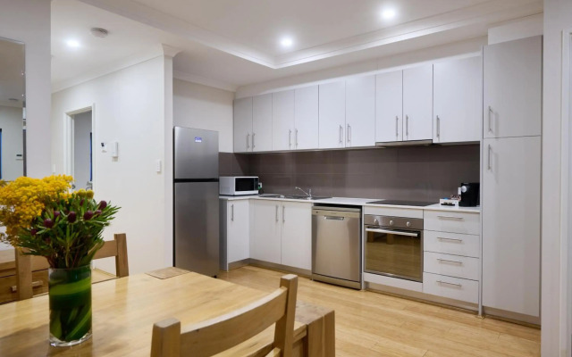 Airport Apartments by Vetroblu