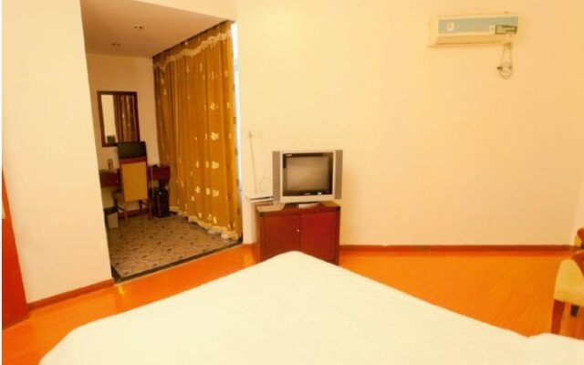 GreenTree Alliance Nanjing HanzhonGMEn Subway Station Hotel