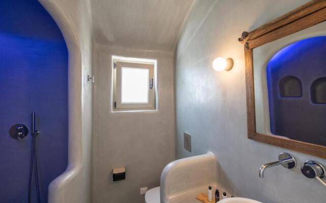 AVAL All Suite