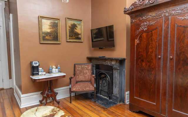 Lamothe House