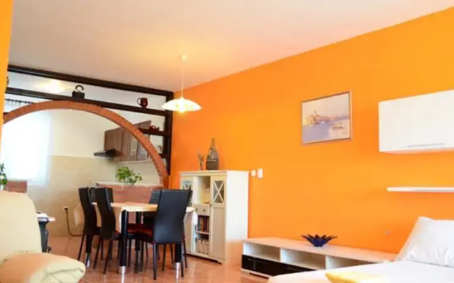 Apartments Vodanović