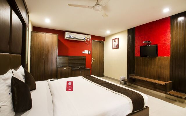 OYO 6648 Hotel Royal Residency