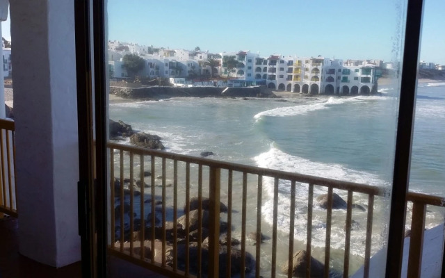 8 Thera 29 Self catering