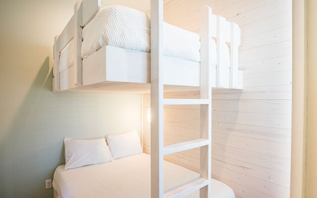 Driftwood Delight 2 Bedroom Home