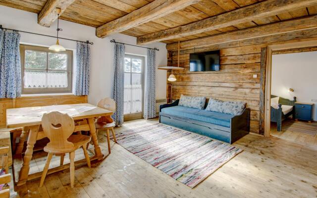 Chalet on Zettersfeld With Dolomite Views