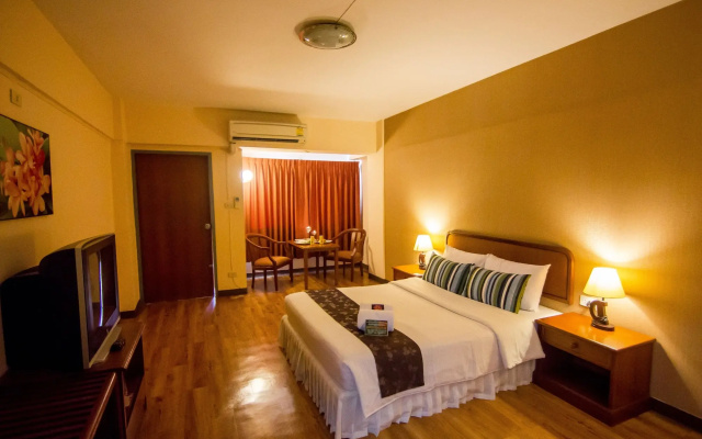 Regent Ramkhamhaeng and Apartment