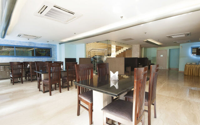 Mayur Hotel