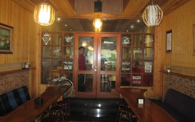 House Of Zaza Zizi