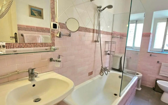 Casa Rando Mary's House