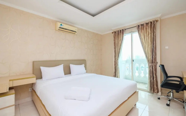 Comfort And Strategic 1Br At The Boulevard Apartment