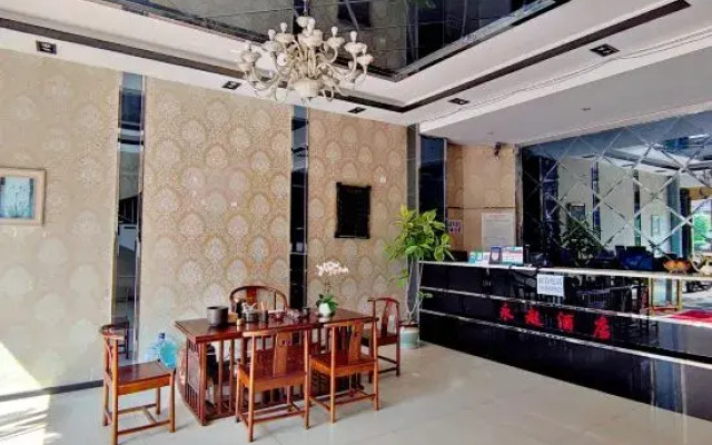 Yongqi Travel Hotel (Jianshui Ancient City Branch)