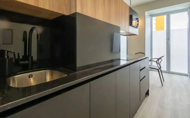 Harinas Central Apartments by Valcambre