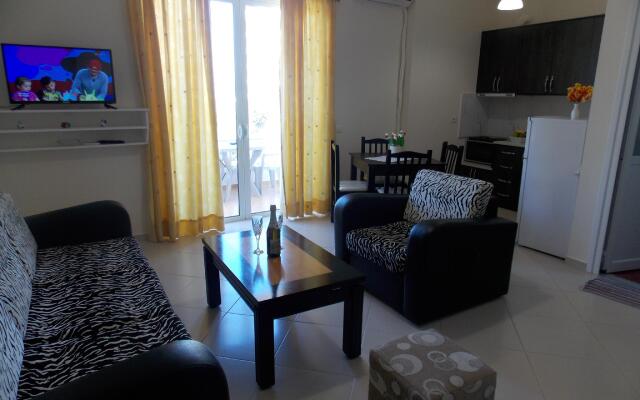 Relax Apts Saranda Apart-Hotel