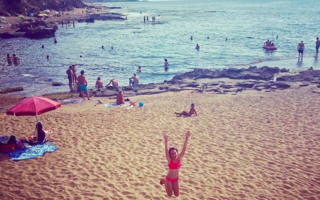 Large, Stunning Studio Apartment, Central Location