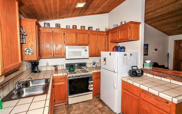 R & R Retreat-1767 by Big Bear Vacations