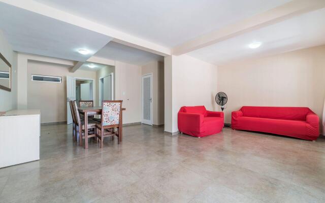 Aluguel Casa 4 quartos s/ 1 suíte frente Mar | Bombas/SC