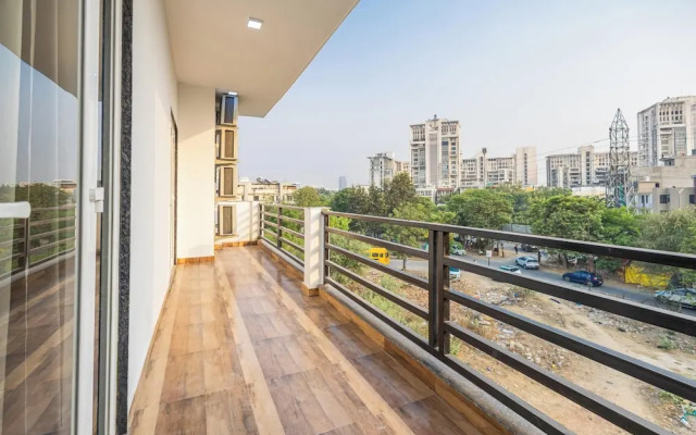 Axon Mayfield Garden Near Artemis Hospital sector 51