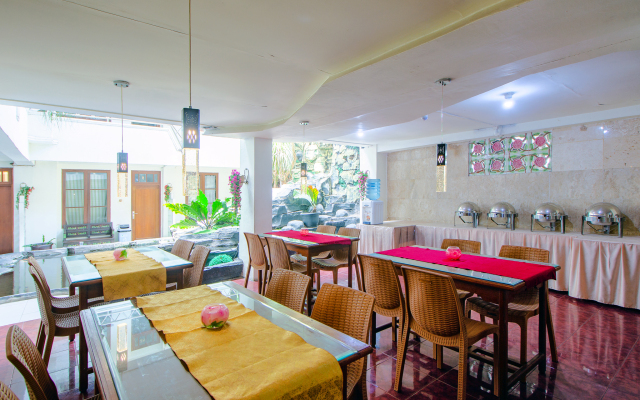 OYO 1683 Hotel Musafira Syariah