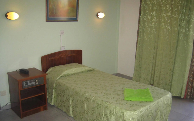 Onisillos Hotel