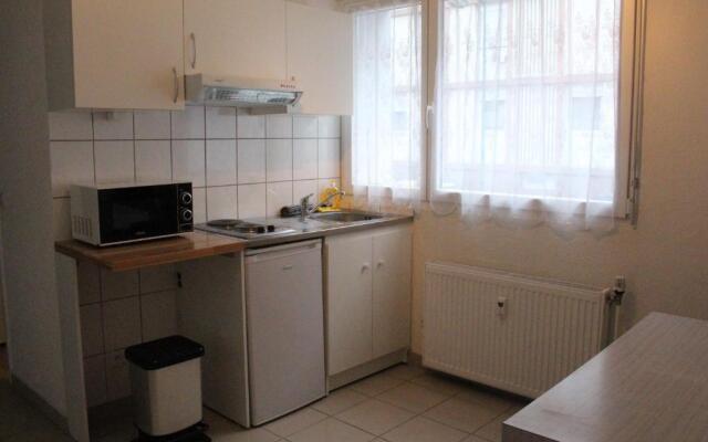 Studios near Basel Airport - RM 118