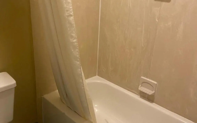 Americas Best Value Inn Meridian