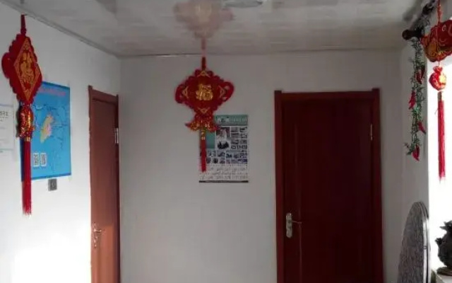 Xuexiang Erlanghe Liuzhengfang Family Hotel