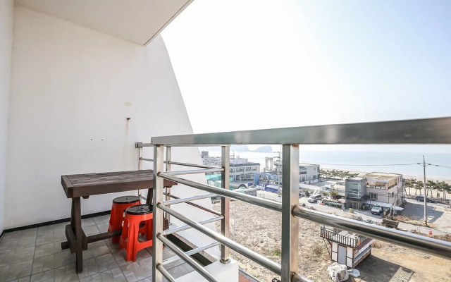 Taean Subichi Castle Pension