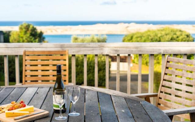 Talinga Ocean Views - Mangawhai Holiday Home