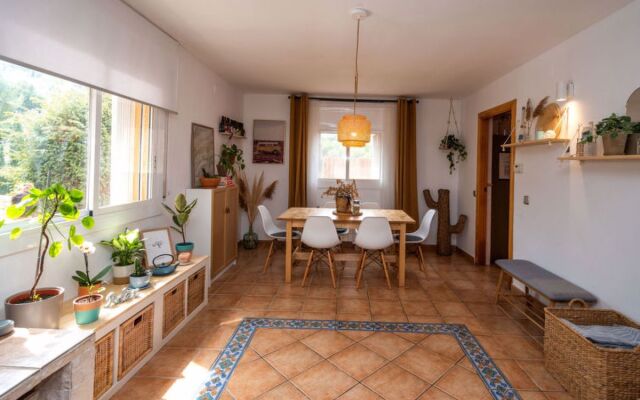 House Can Alma Castellet i Gornal