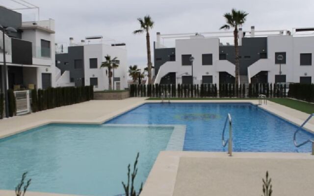 Lovely New Apartment With all Facilities