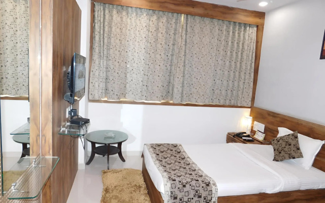 V by Vinnca Hotel Shiva