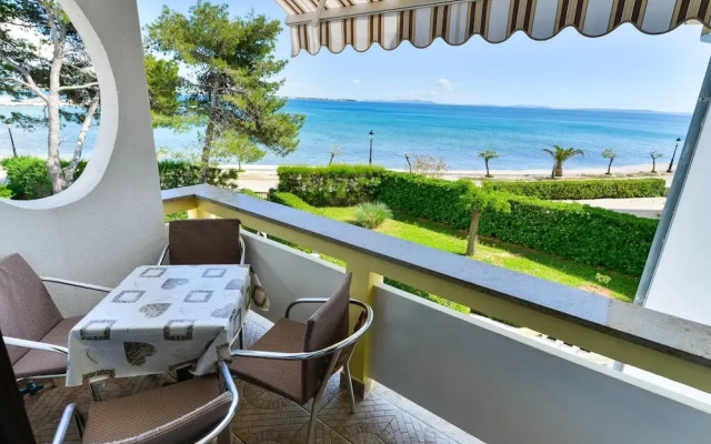 Apartments in House Liveric, in Vir at the Beach