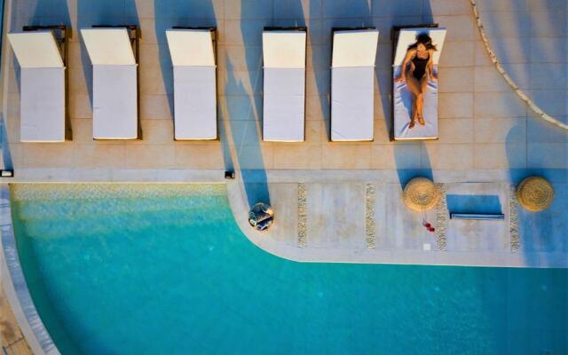 Villa Skyfall