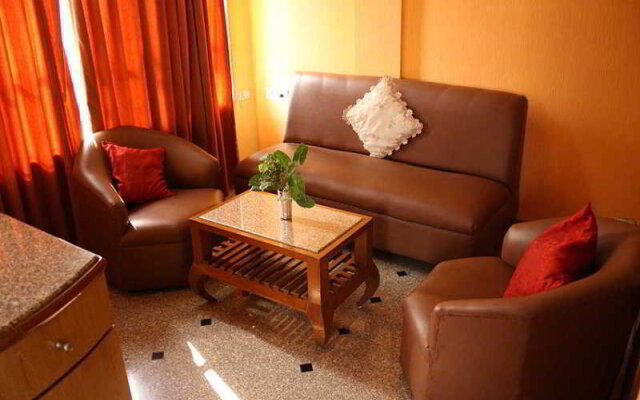 Hotel Imperial Palace Part 1
