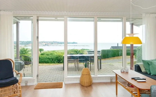6 Person Holiday Home in Hejls