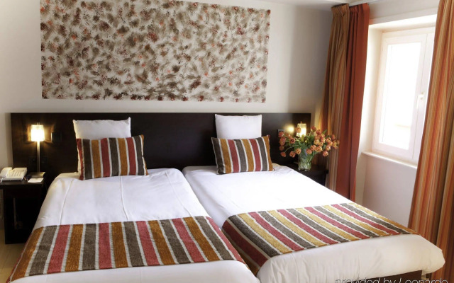 New Hotel Lafayette