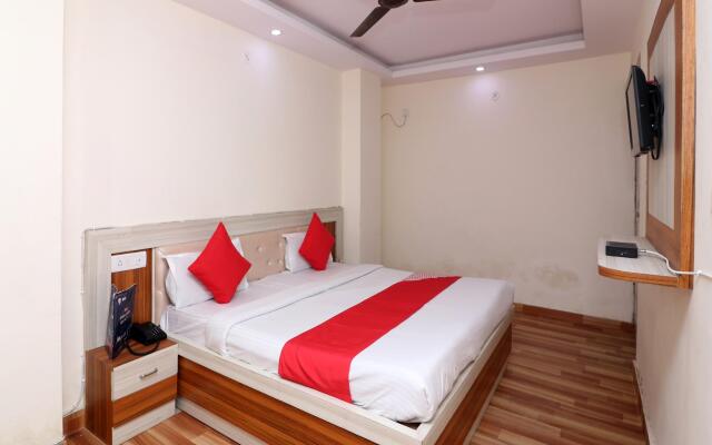 OYO 28331 Hotel Keshav-a Unit Of Ghaziabad Inn