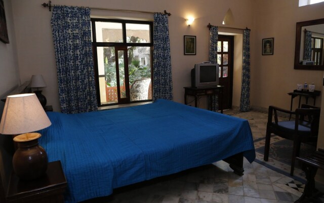 Hotel Devi Bhawan